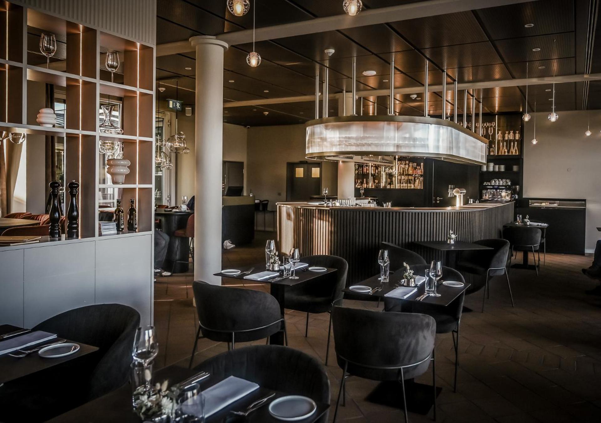 Golfhotel & Restaurant Lindenhof Bad Vilbel Exteriör bild